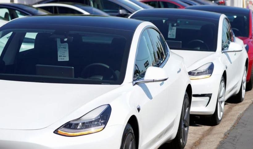 Tesla, Model Y,Model 3, Ford, Volkswagen