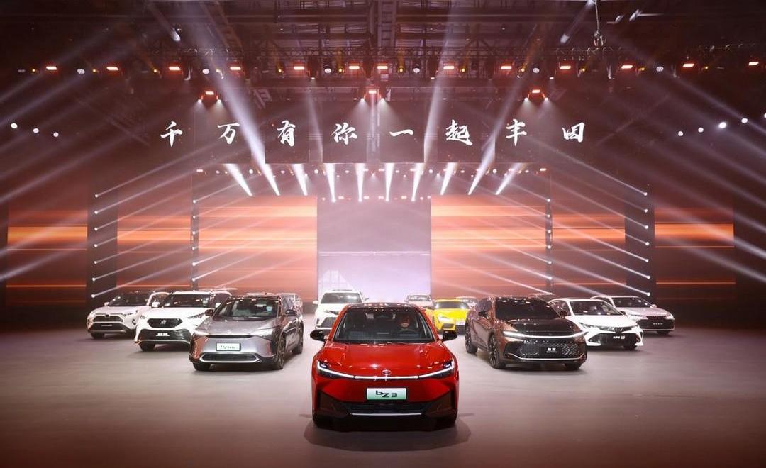 Toyota, faw, crown, high-spirited, corolla