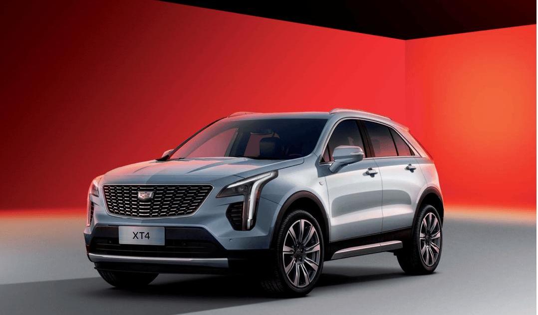 Cadillac, Cadillac XT4, superior, adventurer, Mann