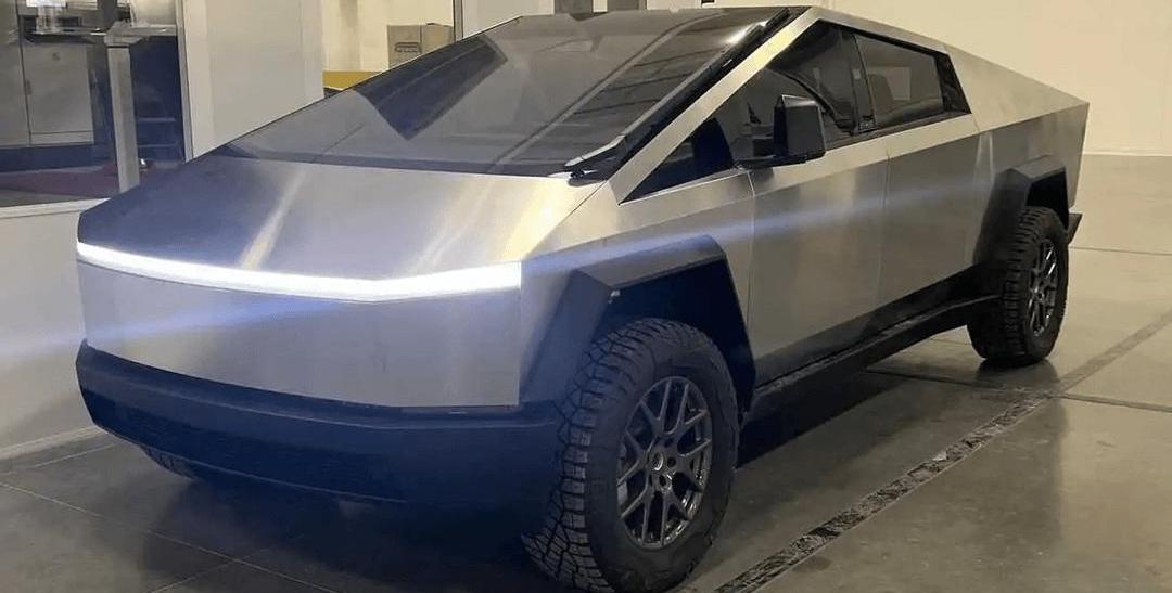 Tesla, model y