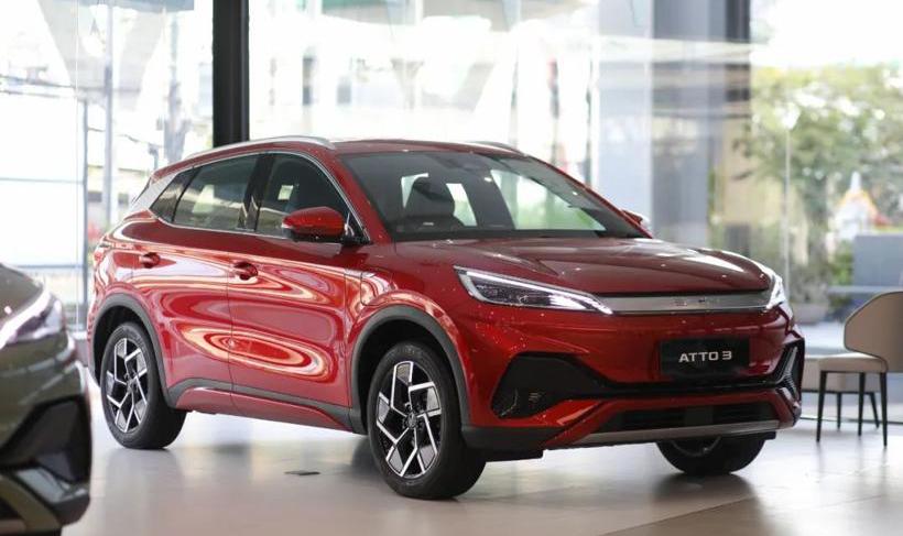 BYD, Yuan PLUS, Volkswagen, Southeast, Man