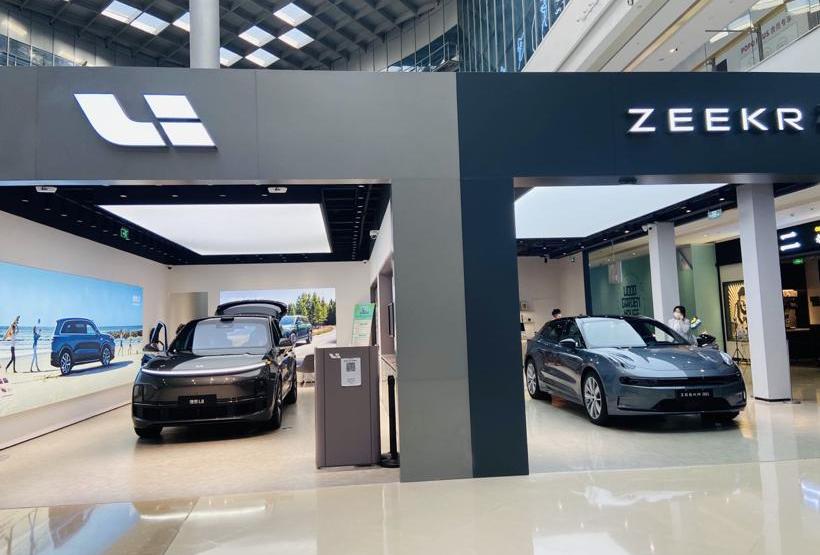 Tesla, Weilai, Beij, Discovery, Tucki