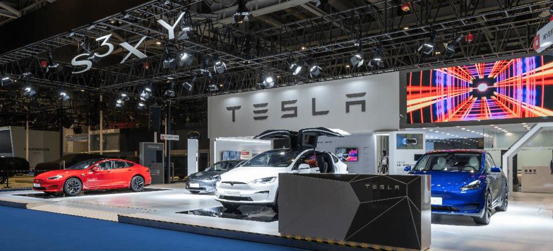 Tesla, Model X,Model S,Model Y, flying