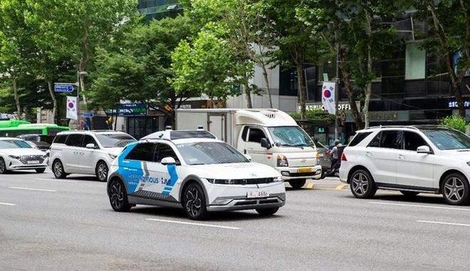 Honda, Janice, Hyundai