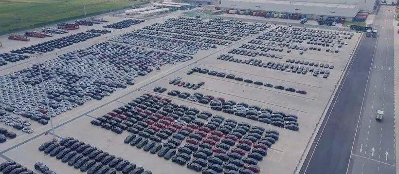 Tesla, Model Y,Model 3, found
