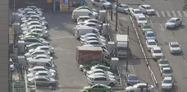 Tesla, BYD