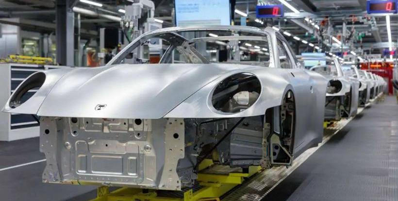 Porsche, Volkswagen, Ferrari, Taycan, Macan