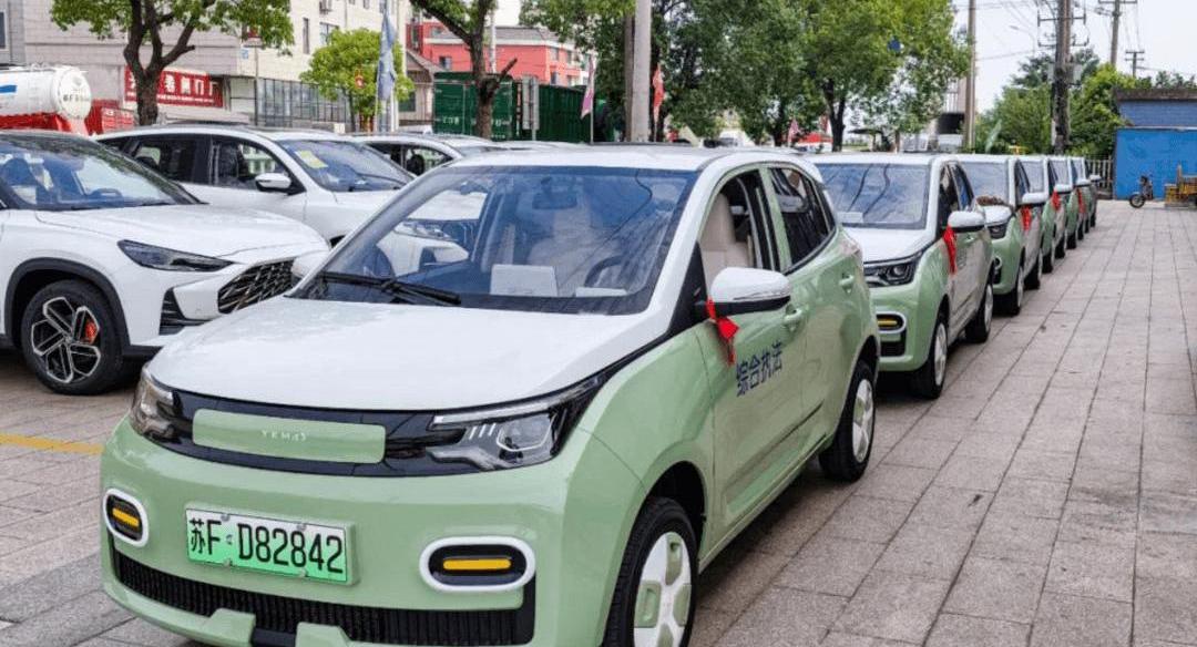 Porsche, Volkswagen, Tesla, Wen Jie M5, Taycan