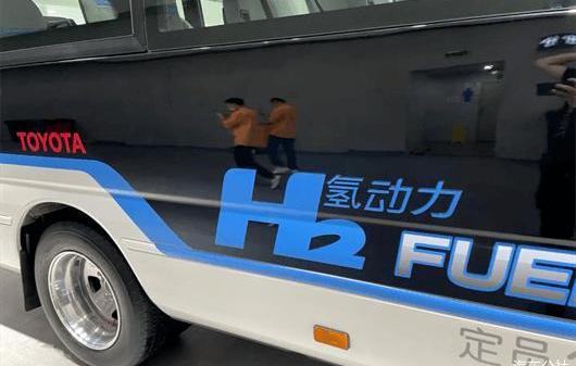 Toyota, Century, Honda, Dongfeng, Nissan