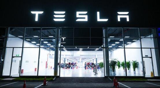 Tesla, BMW, Model 3, BMW 3 Series, Toyota