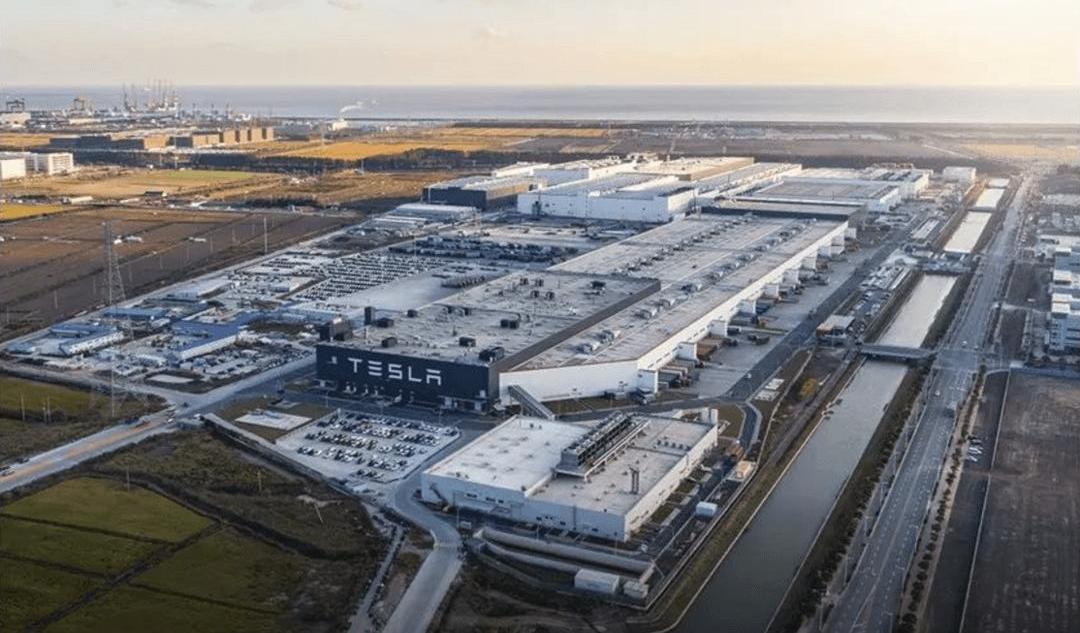 Tesla, model y, model 3