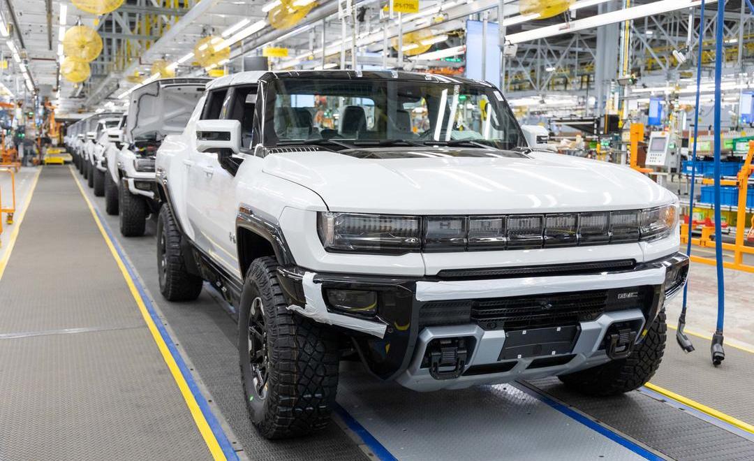GMC, Chevrolet 