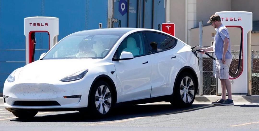 Honda, DS, Ford, Subaru, Tesla