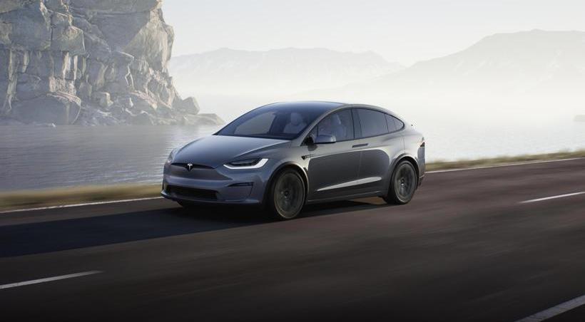 Tesla, remote