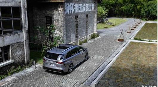 Saina, Toyota, Highlander, Han, Mercedes-Benz