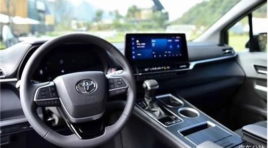 Saina, Toyota, Highlander, Han, Mercedes-Benz