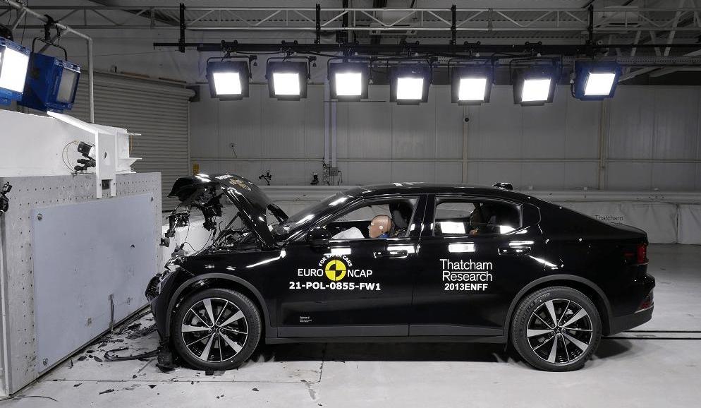 Mercedes-Benz, Polestar 2, Discovery, Volvo, Remote