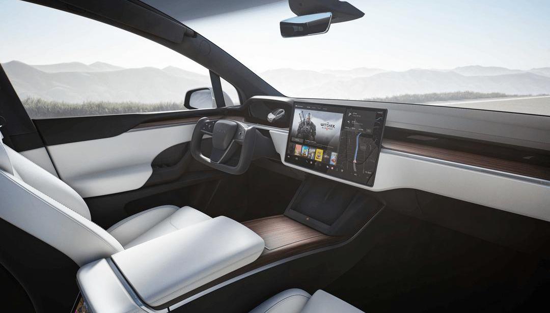 Tesla, Audi, BMW, Porsche, Ford