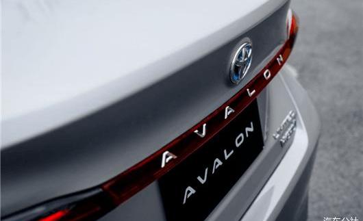 Toyota, faw, Asian dragon, Asian lion, corolla