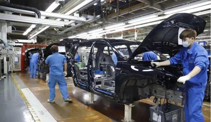 Tesla, Volkswagen, Mercedes-Benz, BMW, Cadillac