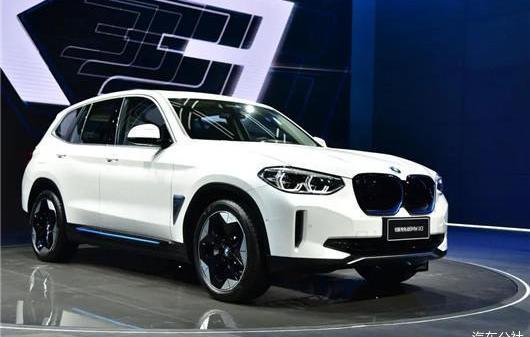 BMW, BMW 7 Series, Tesla, Mercedes-Benz S-Class