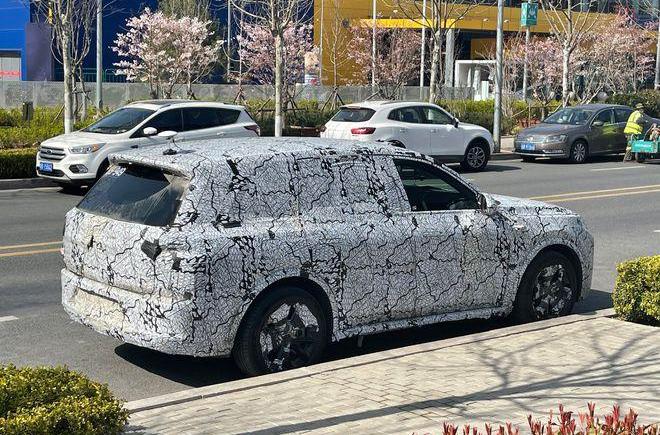 ideal L8, ideal L9, LI, Li ONE, Mercedes-Benz