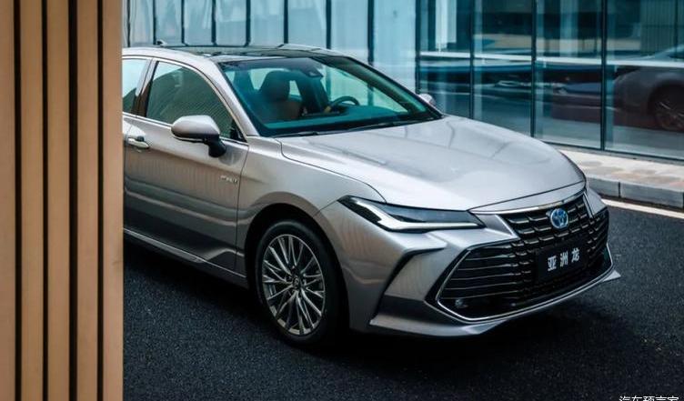 Toyota, FAW, Asian Dragon, Crown, Beijing