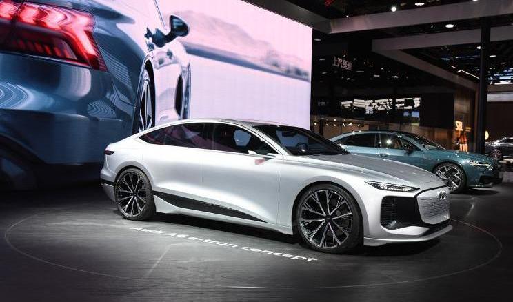 Audi, Volkswagen, Audi A6, Audi Q2L, Audi A6L