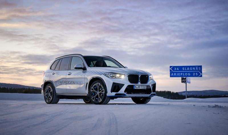BMW, Toyota