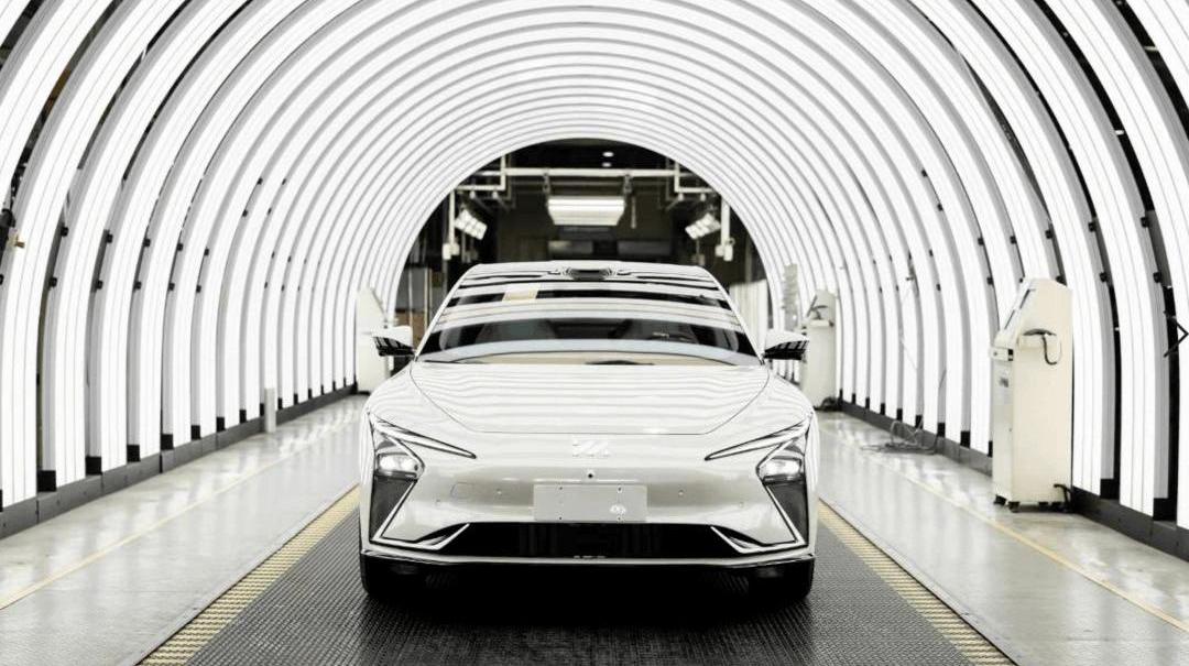 BYD, Jidu, Zhiji L7, Wenjie M5, Aito