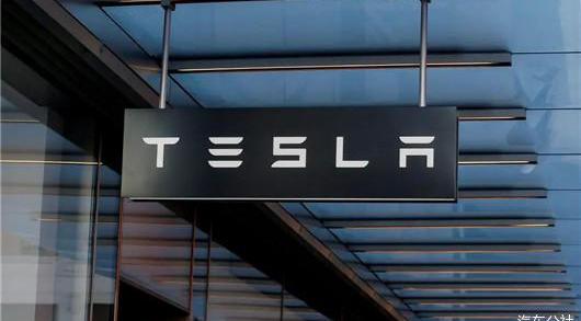 Tesla, Model Y,Model 3, Audi, Mercedes