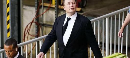 Tesla, Model Y,Model 3, Audi, Mercedes