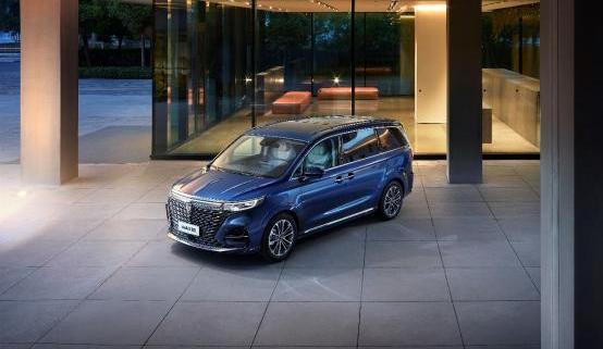 Roewe, Roewe iMAX8, Roewe RX5, Roewe EI5