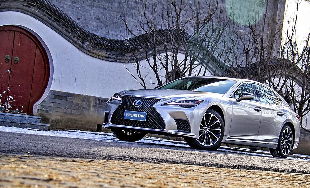 Lexus, Lexus ls