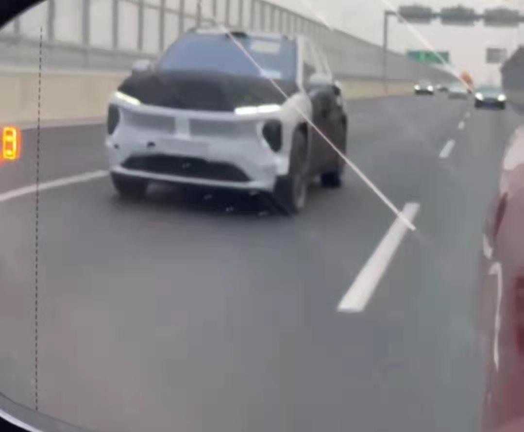 Weilai, Cadillac, Weilai ES7, Mercedes-Benz, Audi