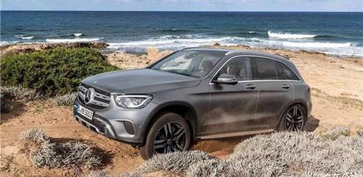 Mercedes-Benz, BMW, Discovery, Tesla, Mercedes-Benz G Class