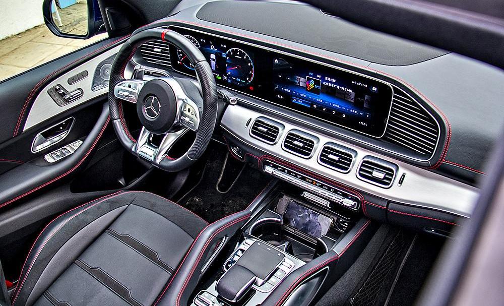 Discovery, Mercedes-Benz, BMW, Audi, DS