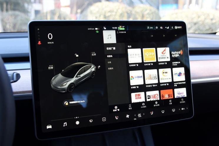 Tesla, Model 3, Wujie M5,AITO, Porsche