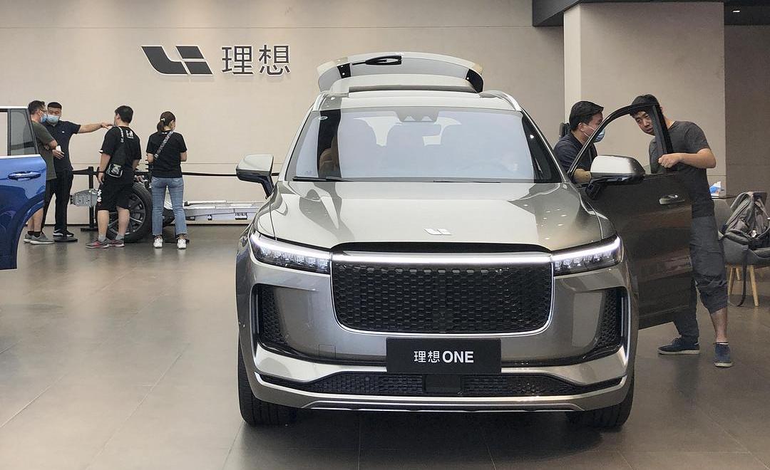 Tesla, Li ONE,Model 3, Weilai, Audi