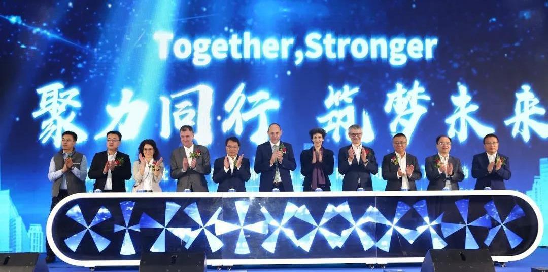 BMW, Weilai, Weilai ET7, BMW X1