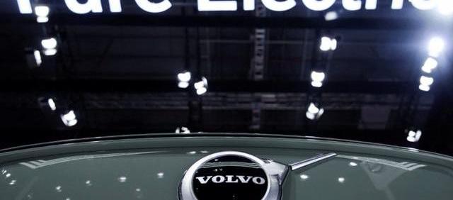 Volvo, Tesla