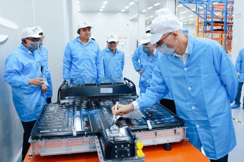 BYD, Porsche, Taycan, Krypton, Chinese