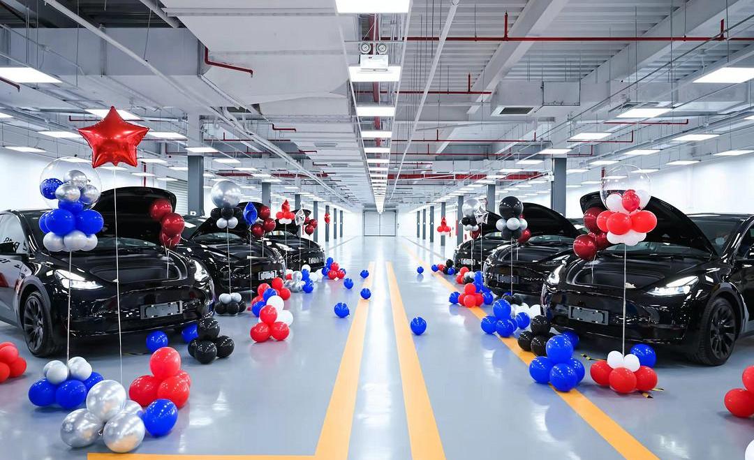 Tesla, Model Y,Model 3, Volkswagen, concept