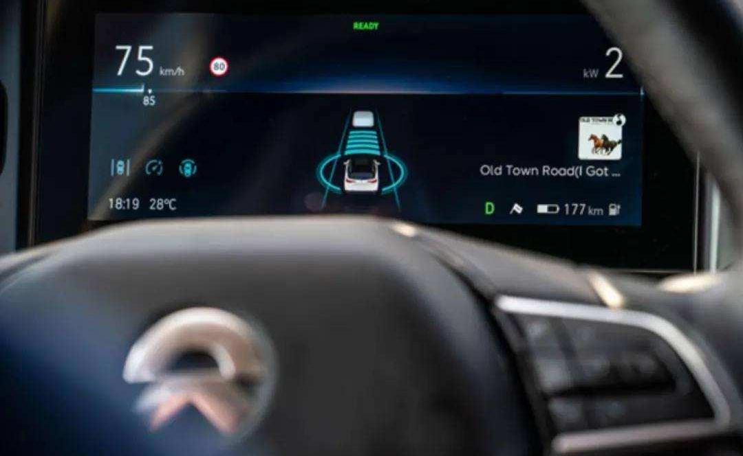 LI, Jidu, Li ONE, zero-run car, Tesla