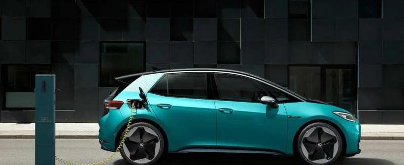 Volkswagen, Tesla, Passat, Golf, LaVida