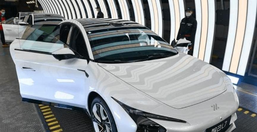 Tucki, Tesla, Weilai, Ford, Mustang