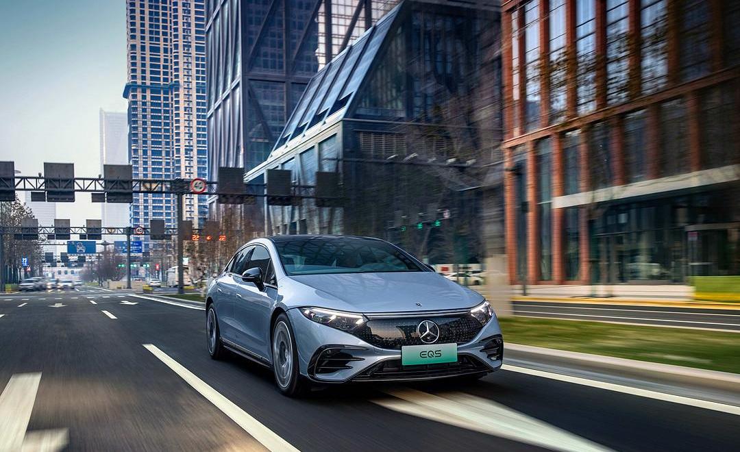 Mercedes-Benz, Mercedes-Benz S-Class, Porsche, Taycan, Tesla
