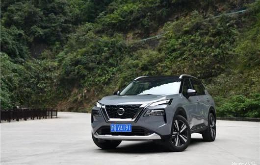 Nissan, Dongfeng, Qijun, Teana and Sylphy