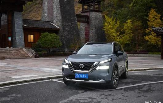 Nissan, Dongfeng, Qijun, Teana and Sylphy