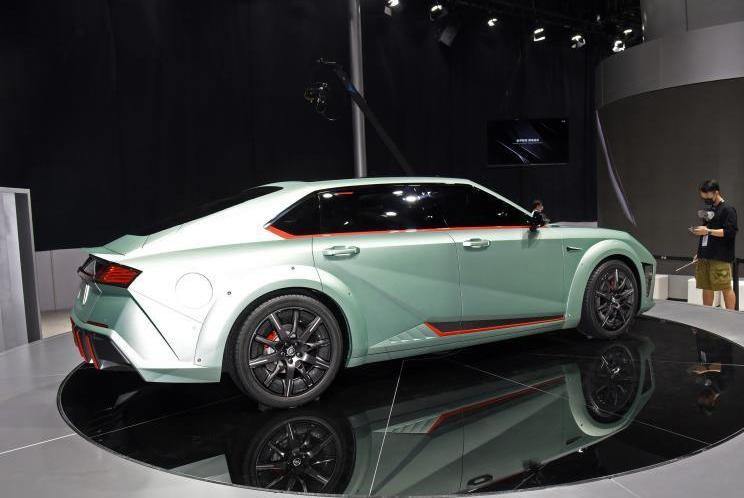 Mechanosaurus, Salon Automobile, Century, Great Wall, 777